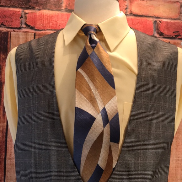 Dress Vest - Picture 4 of 17